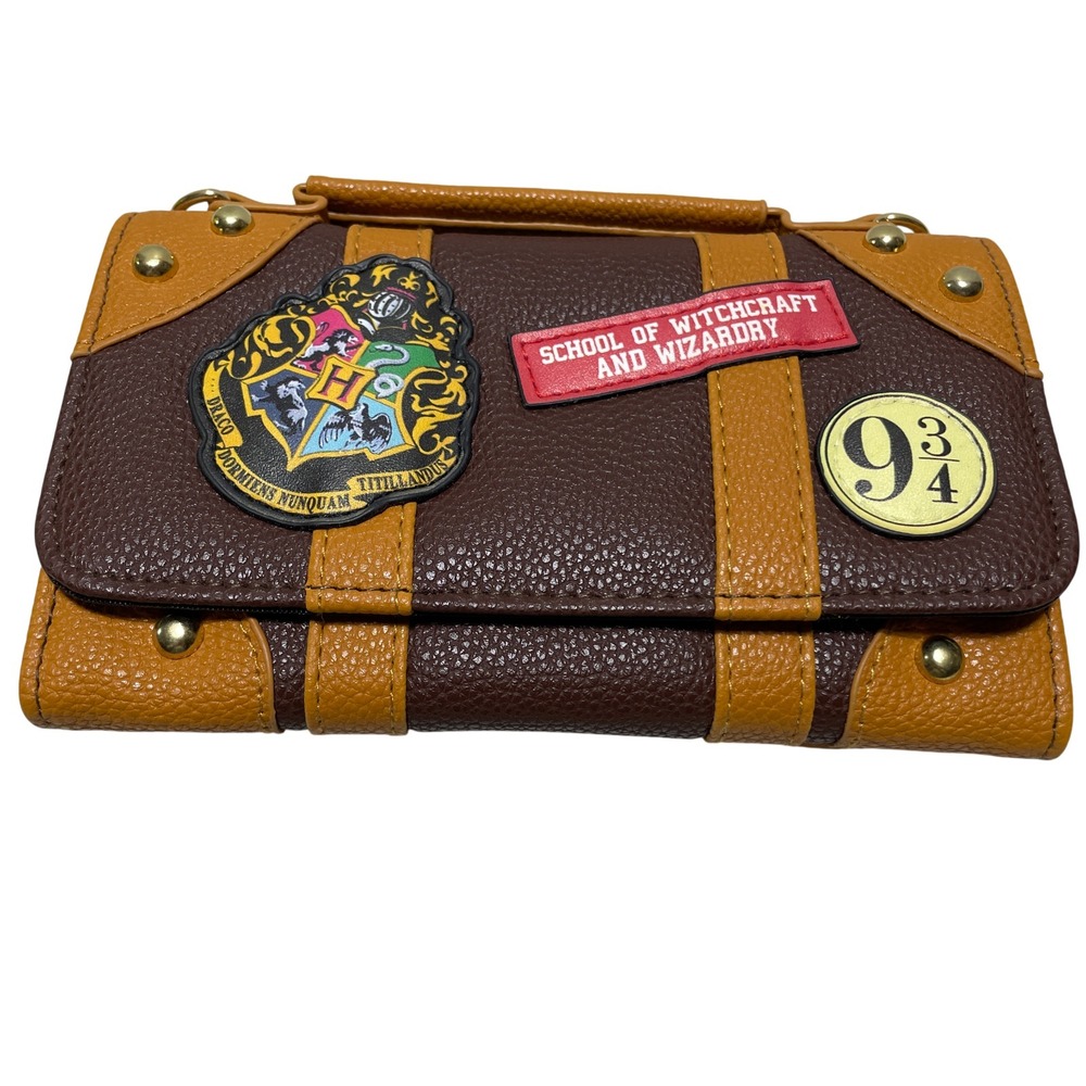 Harry Potter Hogwarts School of Witchcraft and Wizardry Crossbody Wallet Hybrid